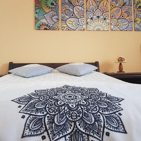 Appartamento Dom Na Ludowo W Brzeznicy Brzeznica  Esterno foto