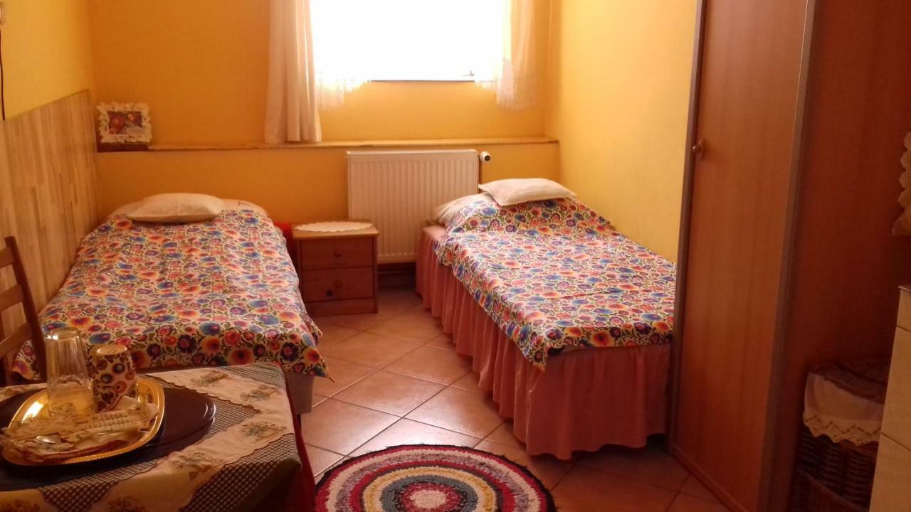 Appartamento Dom Na Ludowo W Brzeznicy Brzeznica  Esterno foto