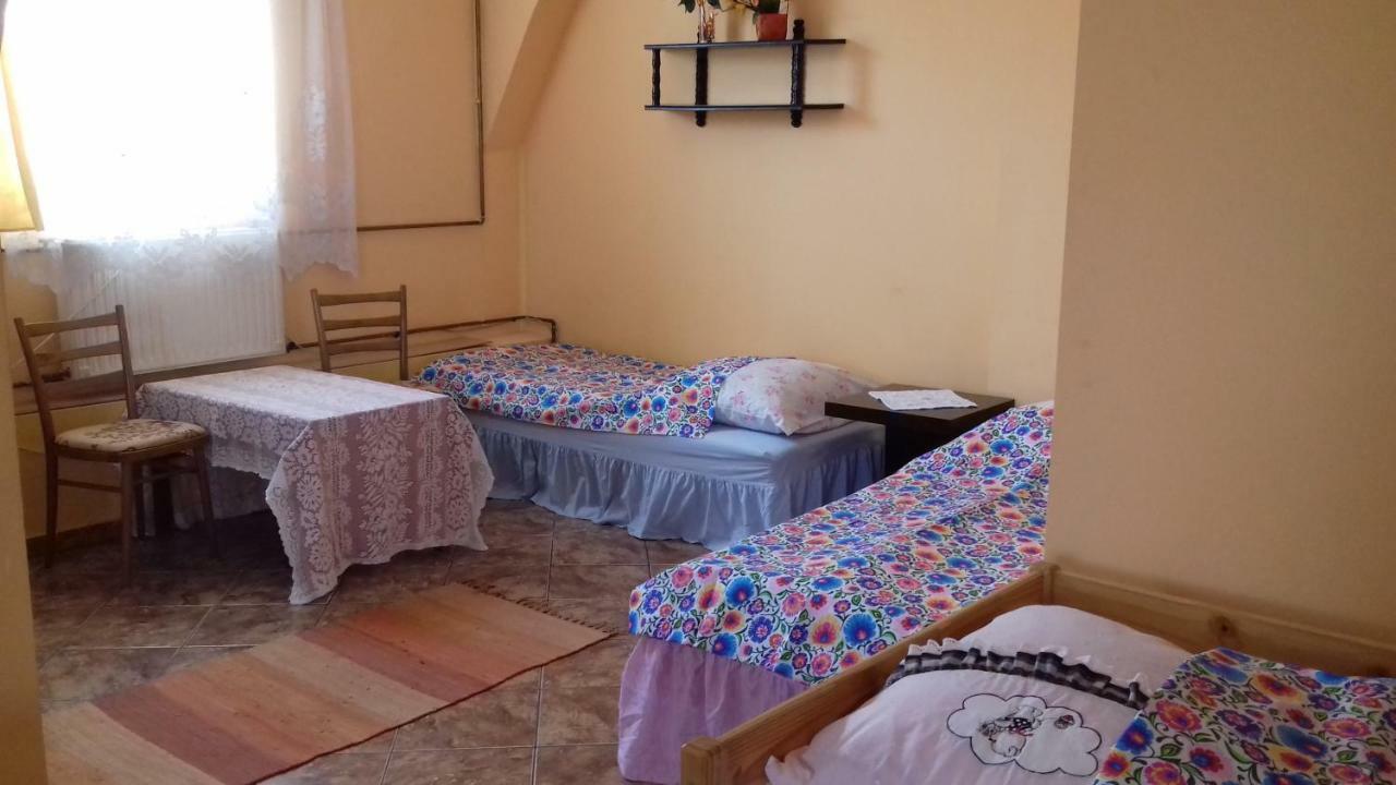 Appartamento Dom Na Ludowo W Brzeznicy Brzeznica  Esterno foto