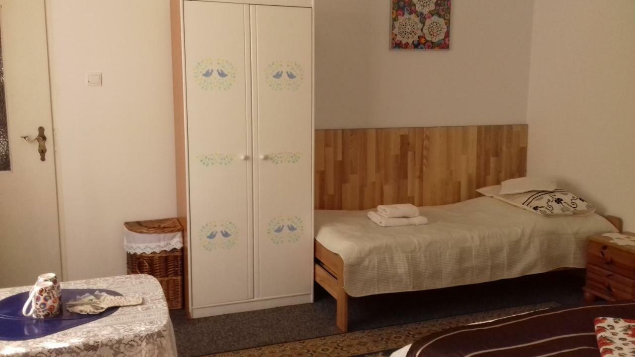 Appartamento Dom Na Ludowo W Brzeznicy Brzeznica  Esterno foto